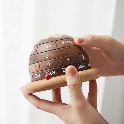 Wooden Creative Decoration Calendar Wooden Creative Decoration Calendar